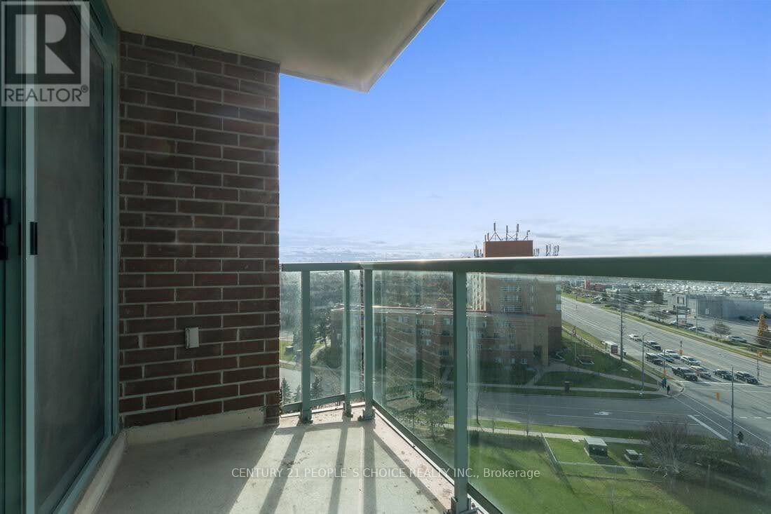 1001 - 4879 Kimbermount Avenue, Mississauga, Ontario  L5M 7R8 - Photo 9 - W13681310