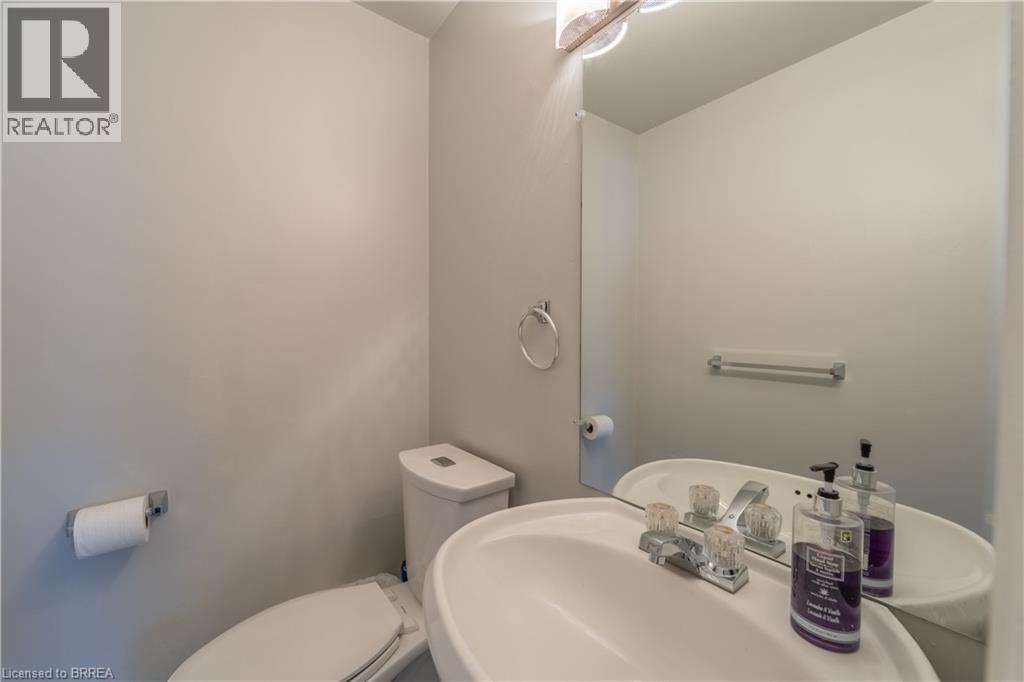 24 Oakhill Drive Unit# C, Brantford, Ontario  N3T 1R1 - Photo 16 - 40845303