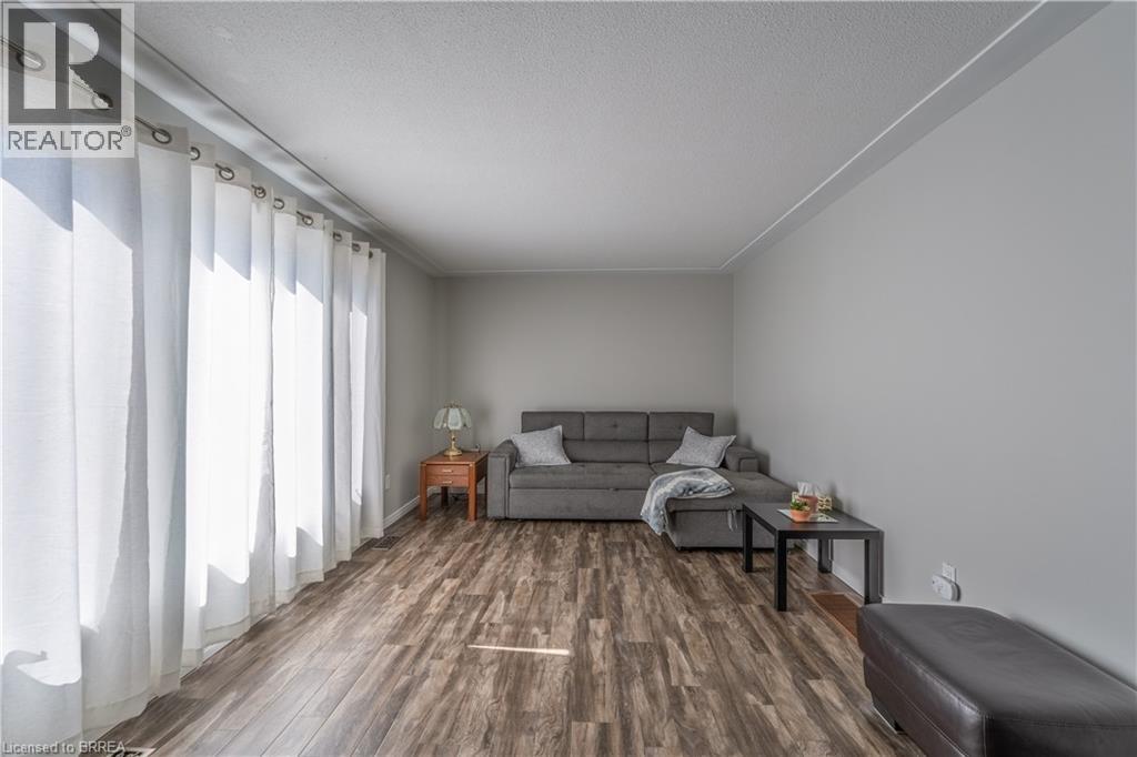 24 Oakhill Drive Unit# C, Brantford, Ontario  N3T 1R1 - Photo 7 - 40845303