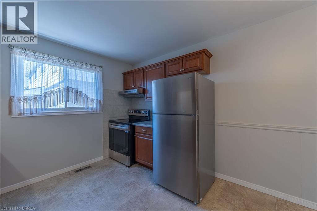 24 Oakhill Drive Unit# C, Brantford, Ontario  N3T 1R1 - Photo 14 - 40845303