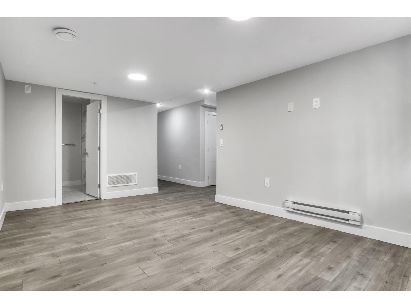 19685 74 Avenue, Langley, British Columbia  V2Y 3G6 - Photo 30 - R3155100