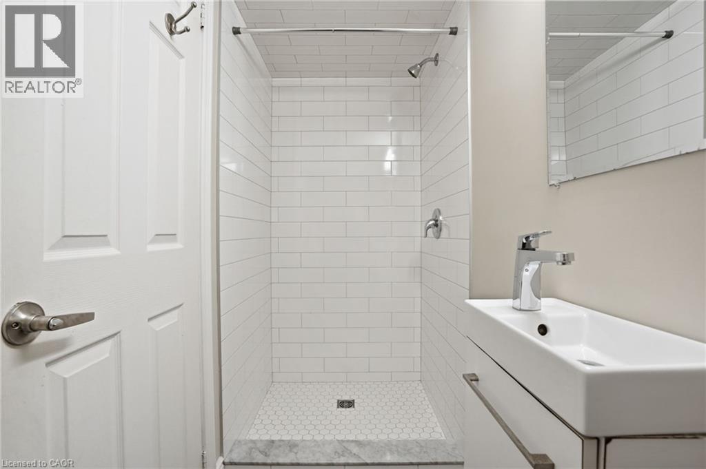 390 Hunter Street W, Hamilton, Ontario  L8P 1S9 - Photo 29 - 40842321