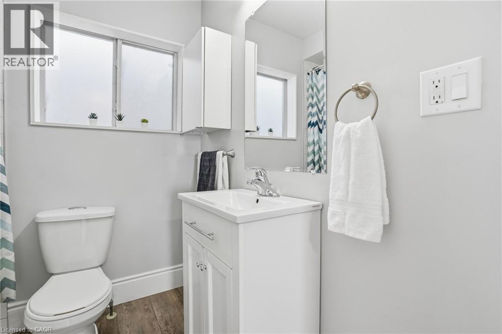 390 Hunter Street W, Hamilton, Ontario  L8P 1S9 - Photo 19 - 40842321