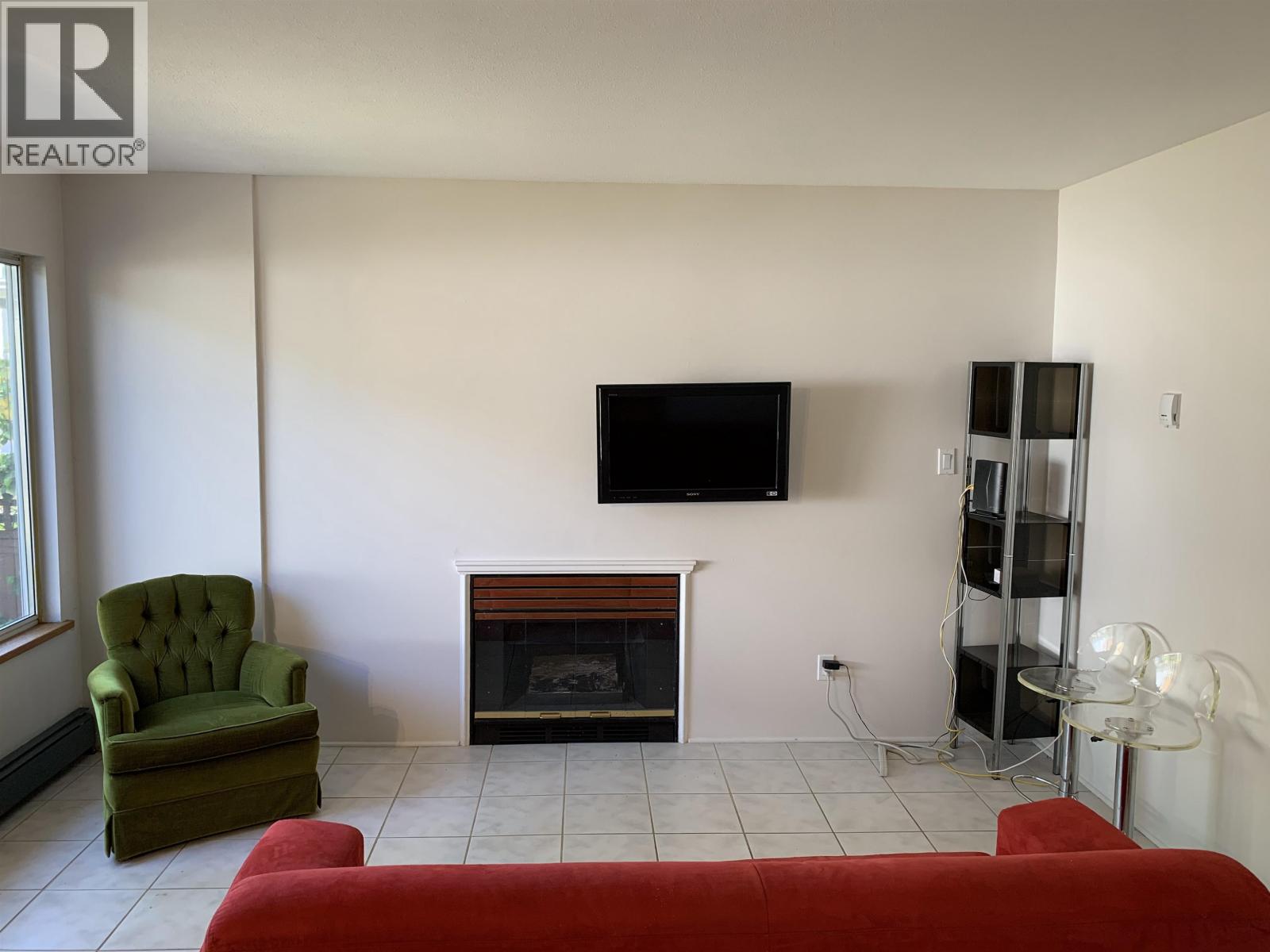 4227 W 14th Avenue, Vancouver, British Columbia  V6R 2X7 - Photo 8 - R3075787