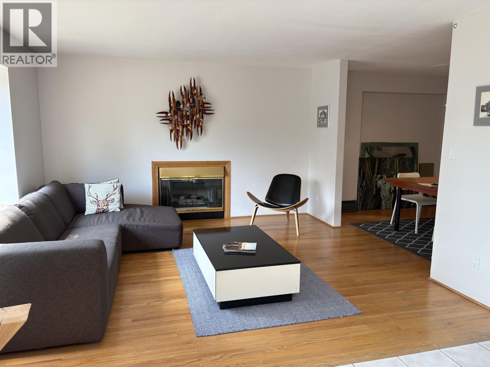 4227 W 14th Avenue, Vancouver, British Columbia  V6R 2X7 - Photo 3 - R3075787