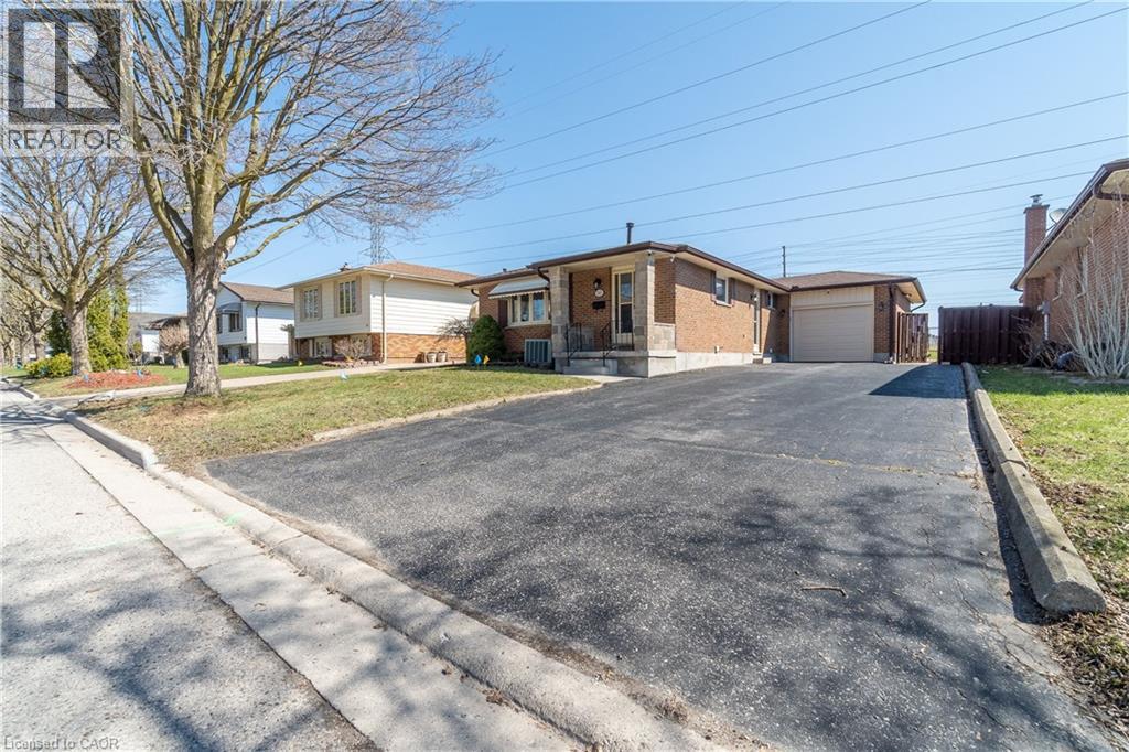 60 Lysanda Avenue, London, Ontario  N5Z 4L3 - Photo 2 - 40849230