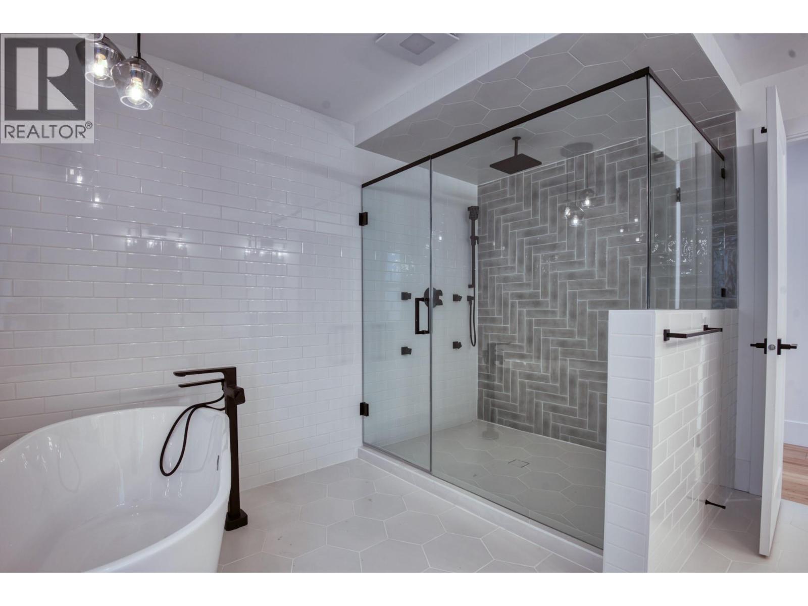 18 Chardonnay Court, Osoyoos, British Columbia  V0H 1V6 - Photo 51 - 10397300