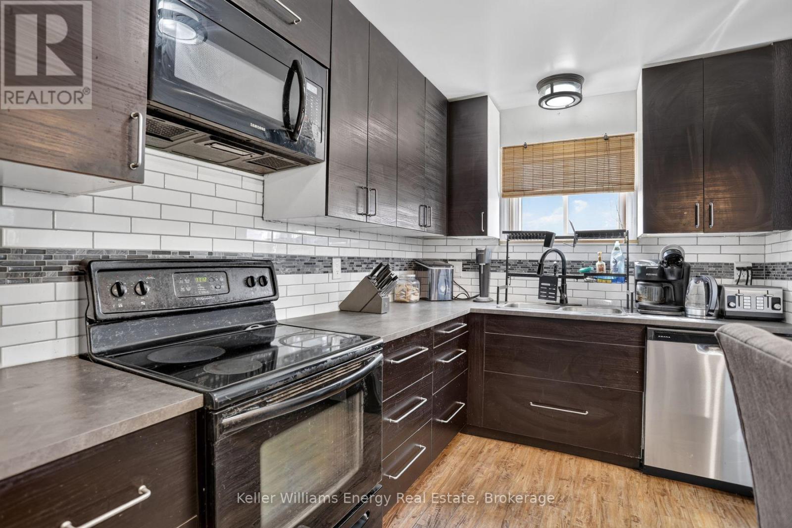 567 Cobblehill Drive, Oshawa, Ontario  L1K 1Y6 - Photo 8 - E13681334