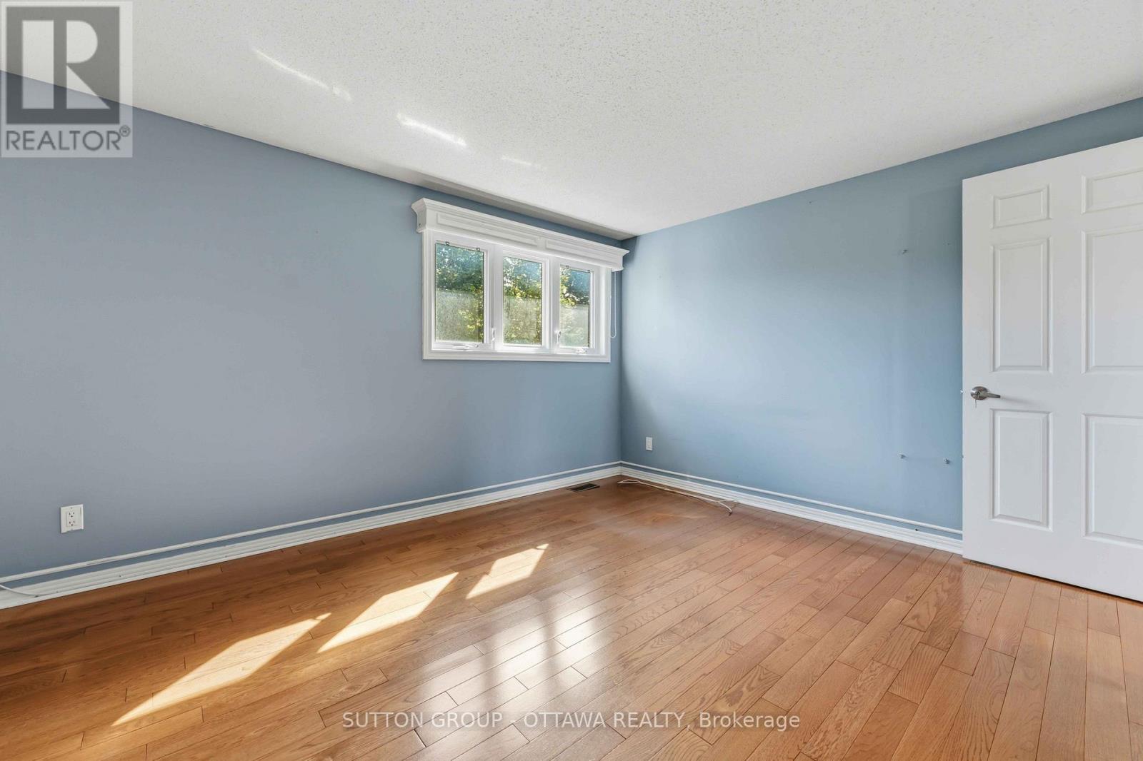 16 Crimson Gate, Ottawa, Ontario  K1T 1Z6 - Photo 31 - X13681318