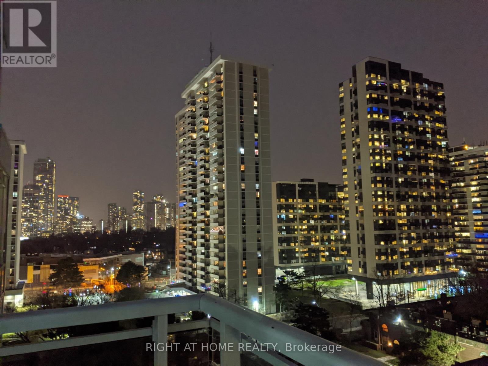 1010 - 68 MERTON STREET, Toronto, Ontario