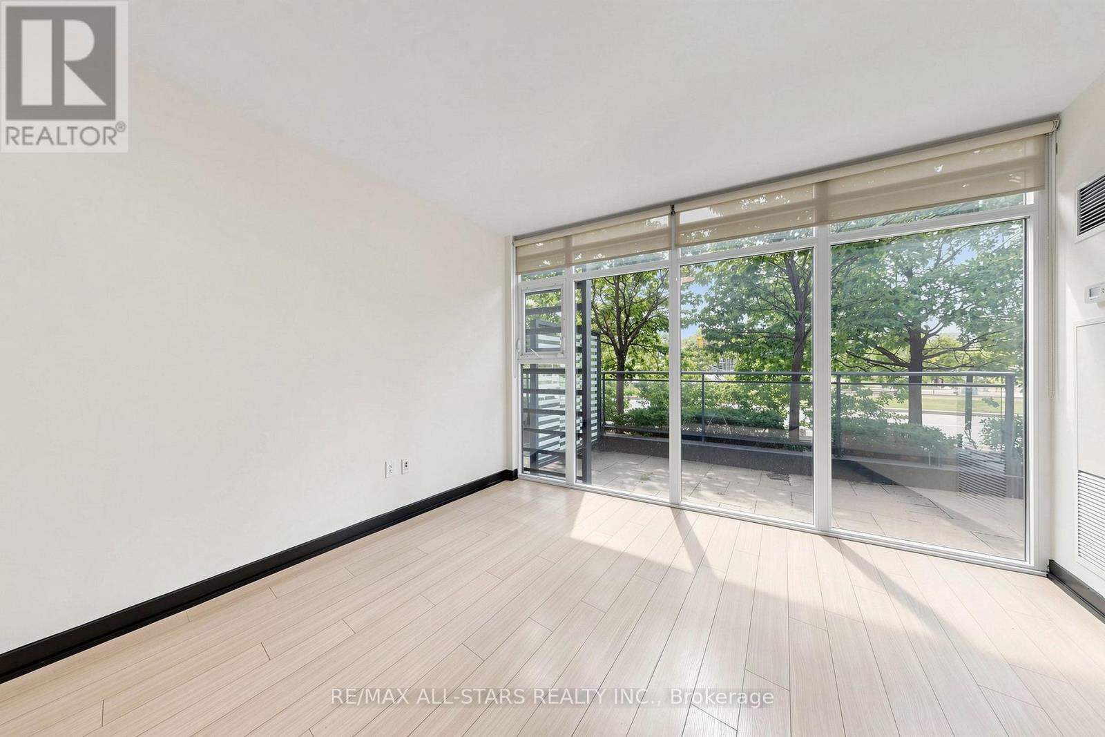110 Fort York Boulevard, Toronto, Ontario M5V 4A7 - Photo 6 - C13469940