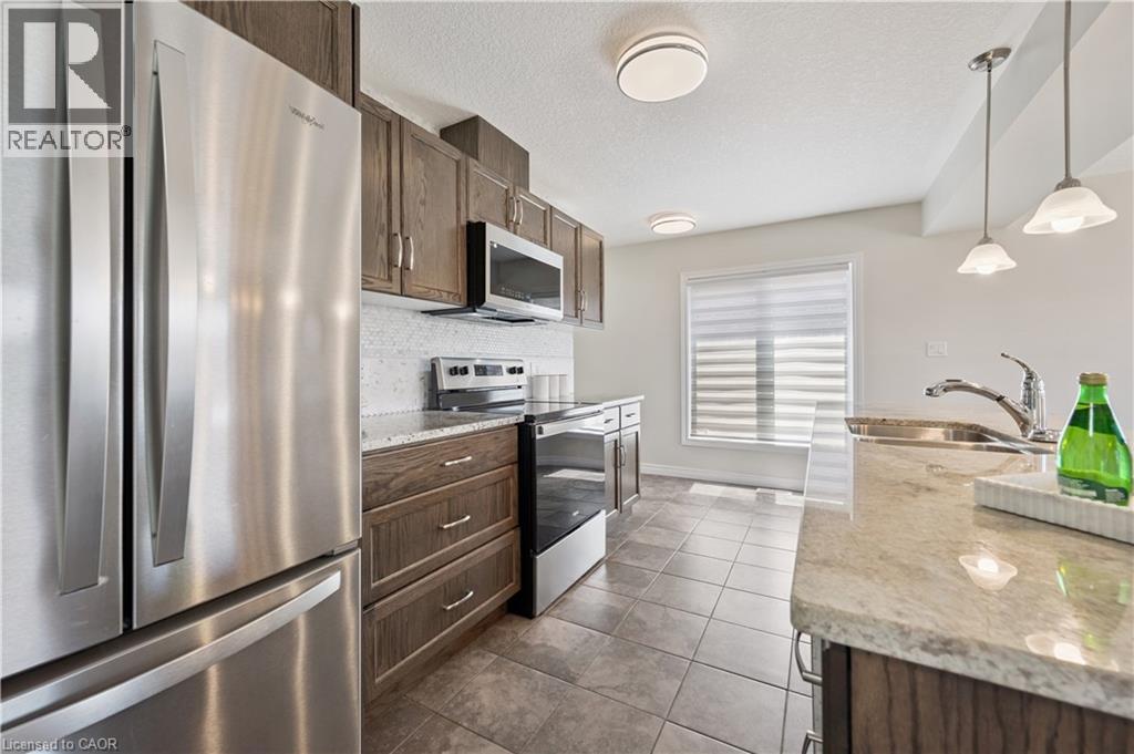 183 Snyder Avenue N, Elmira, Ontario  N3B 0C9 - Photo 13 - 40856172