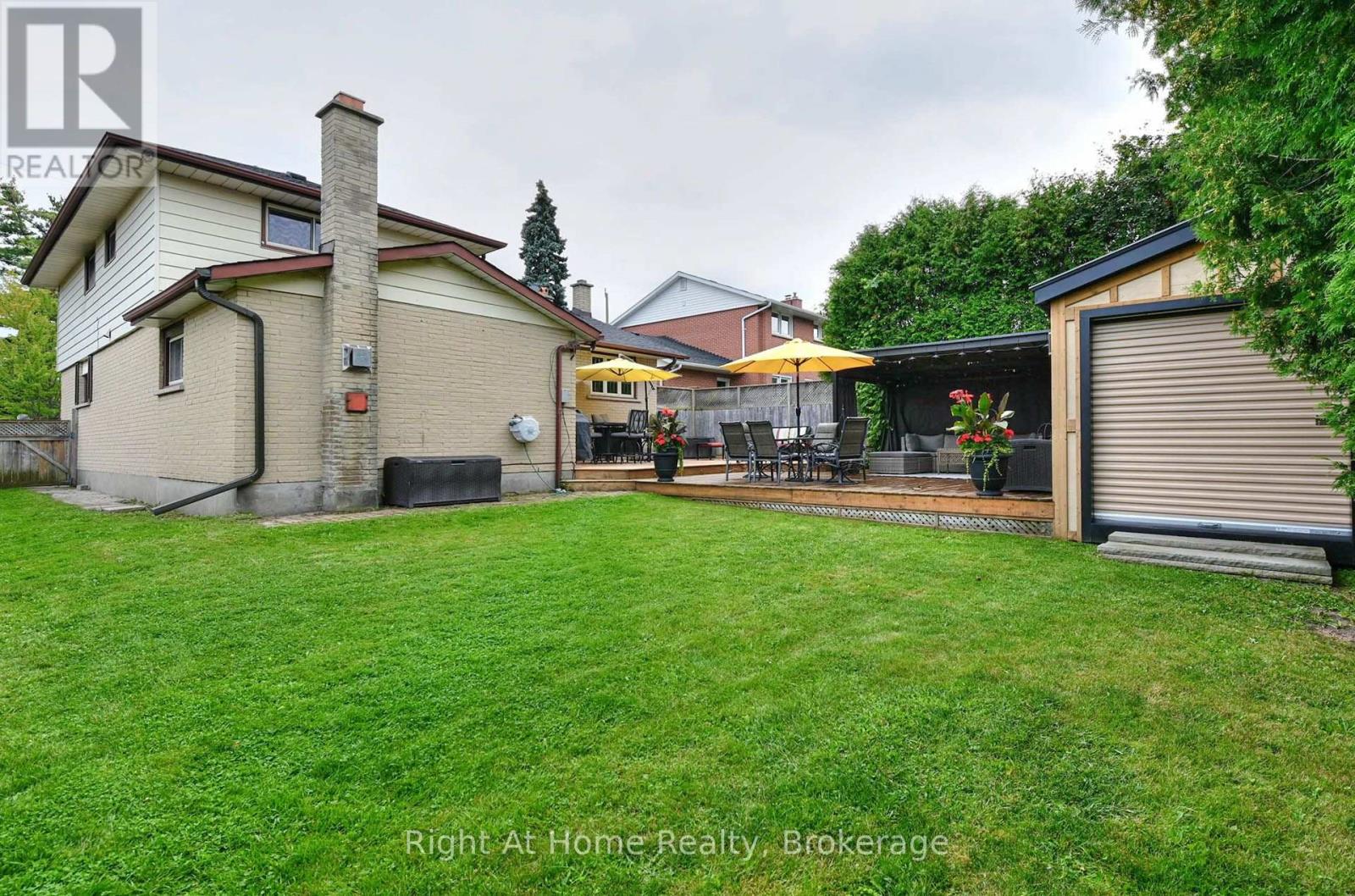 188 Hillsdale Avenue, Oshawa, Ontario  L1G 2P7 - Photo 4 - E13681382