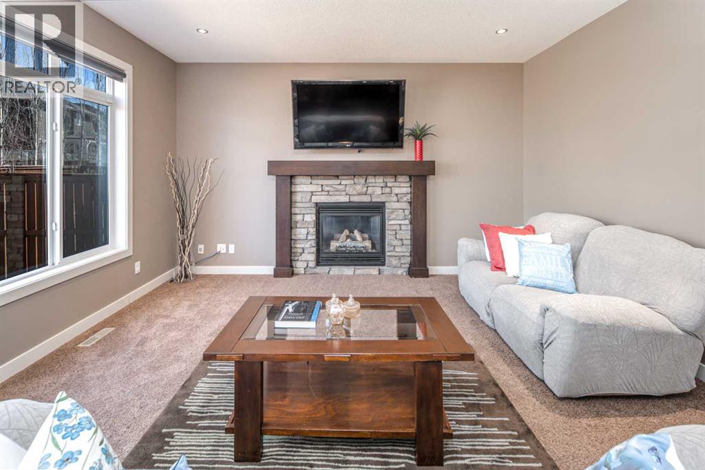 10 Aspenshire Place SW, Calgary, Alberta  T3H 0P6 - Photo 4 - A2335590