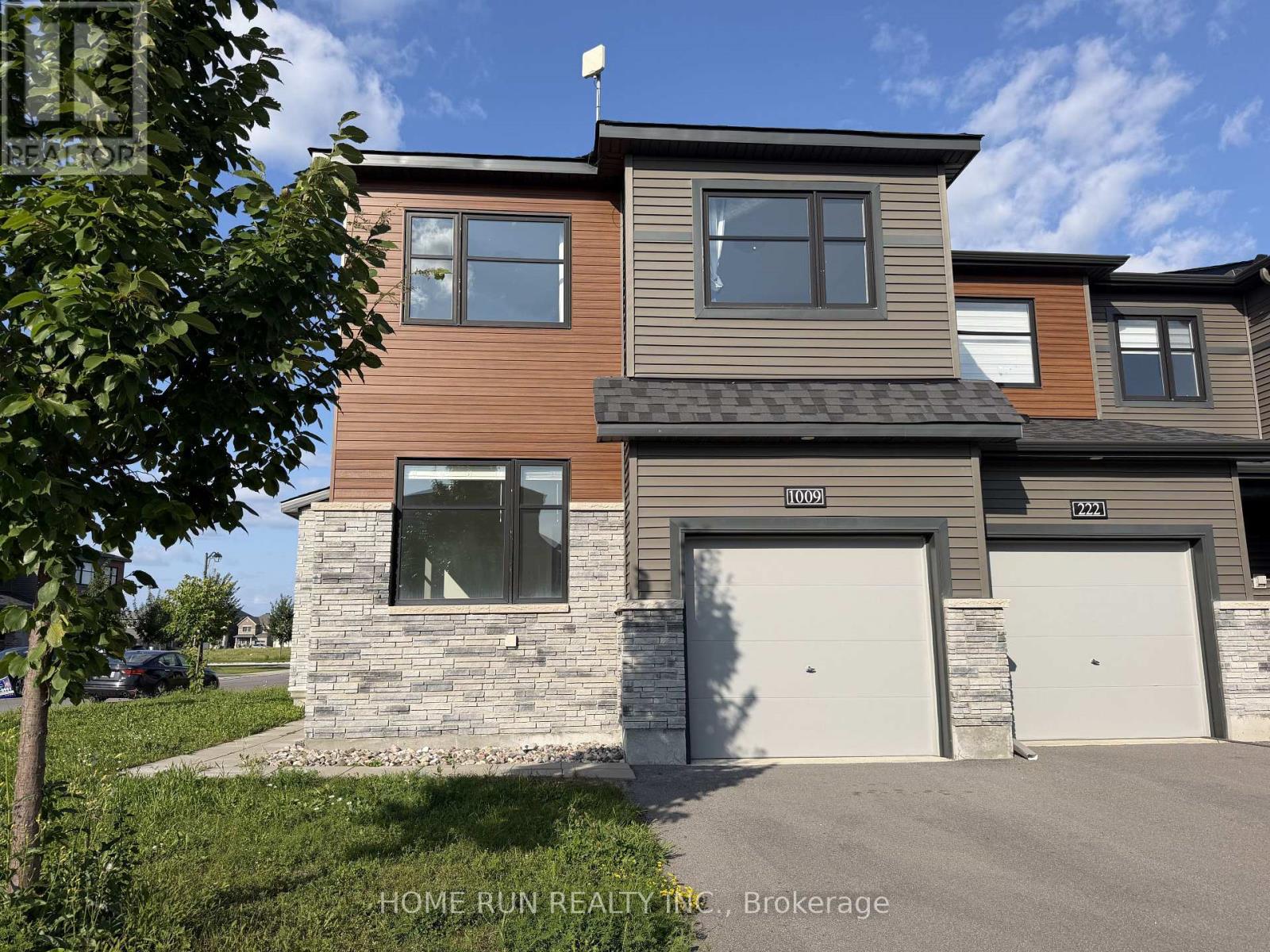 1009 Ballyhale Heights, Ottawa, Ontario  K2J 6Y5 - Photo 2 - X13681376