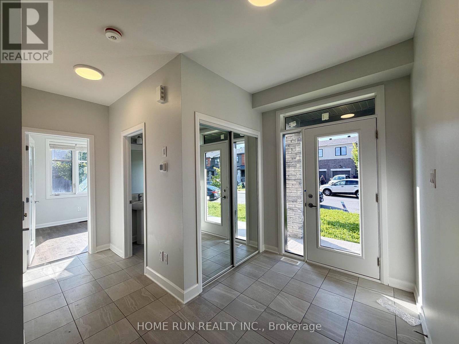 1009 Ballyhale Heights, Ottawa, Ontario  K2J 6Y5 - Photo 3 - X13681376