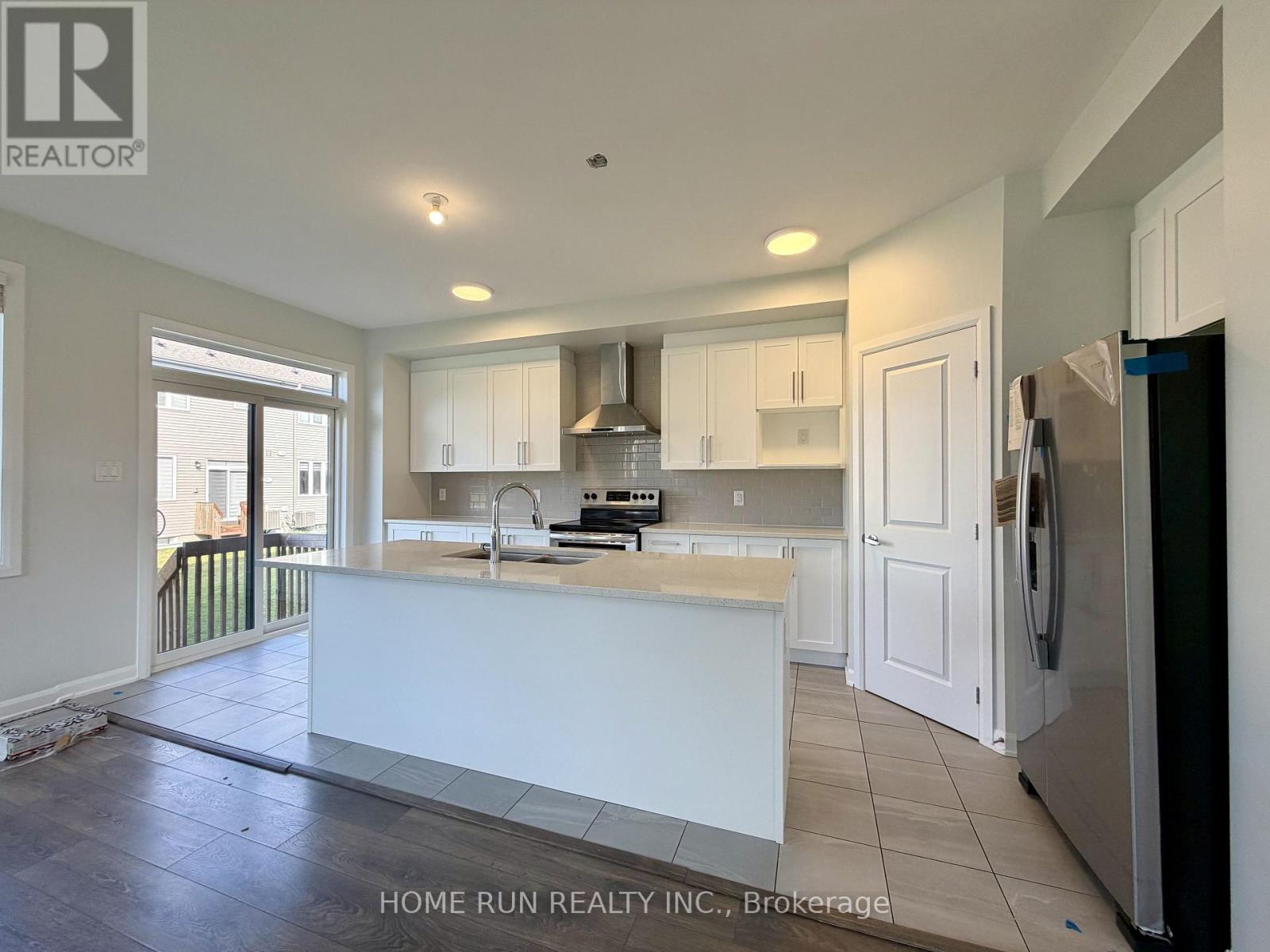 1009 Ballyhale Heights, Ottawa, Ontario  K2J 6Y5 - Photo 7 - X13681376