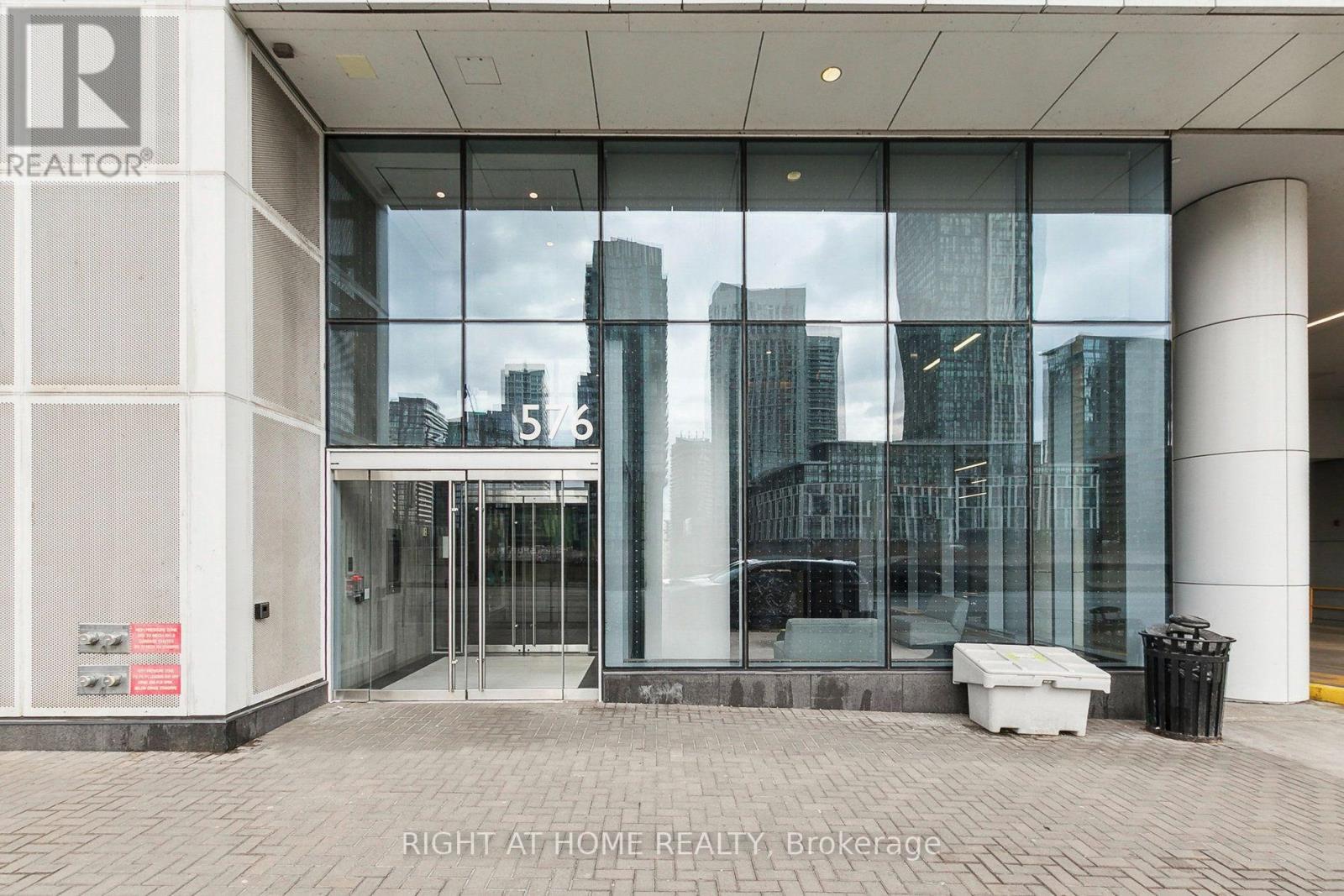 302E - 576 FRONT STREET W, Toronto, Ontario