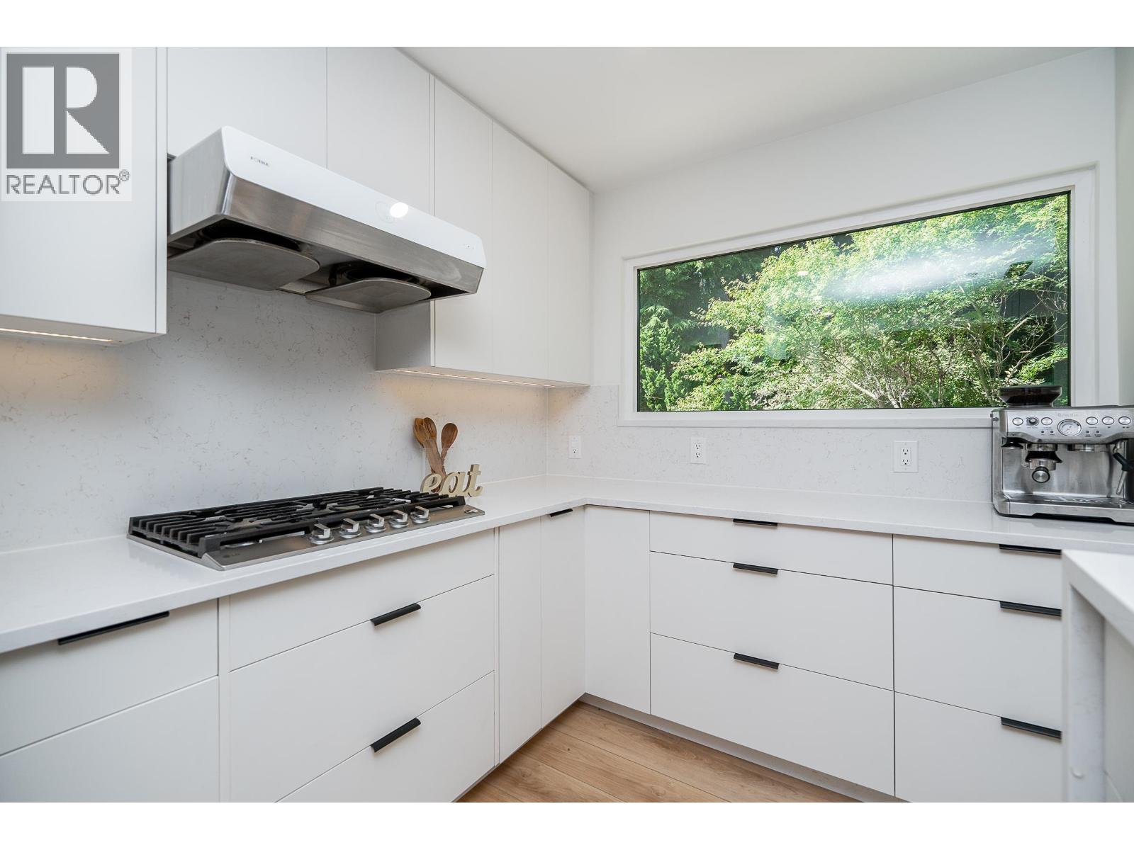 137 College Park Way, Port Moody, British Columbia  V3H 1S5 - Photo 8 - R3143995