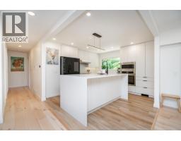 137 COLLEGE PARK WAY, Port Moody, British Columbia