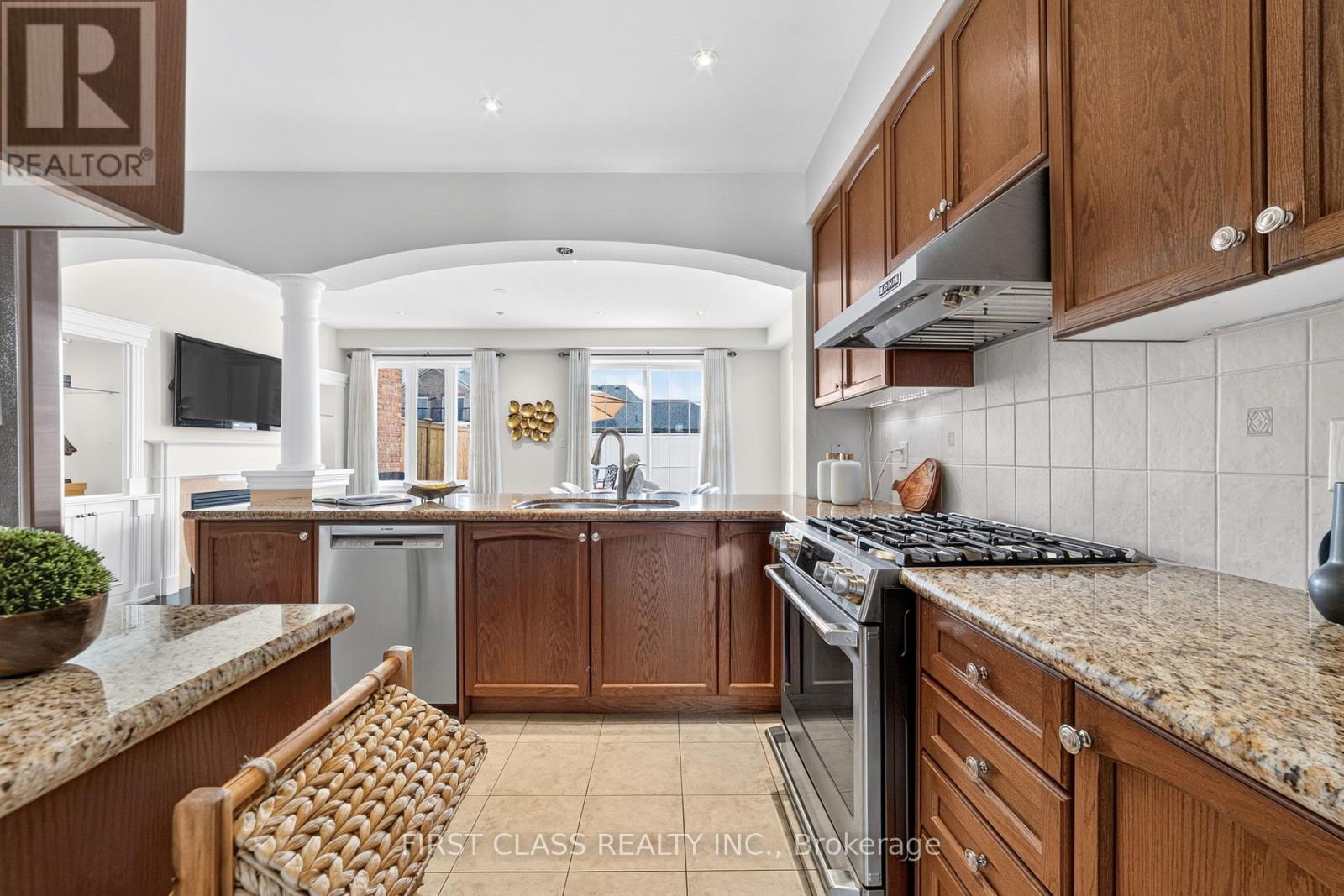 67 Walter Scott Crescent, Markham, Ontario  L6C 0E7 - Photo 14 - N13681364