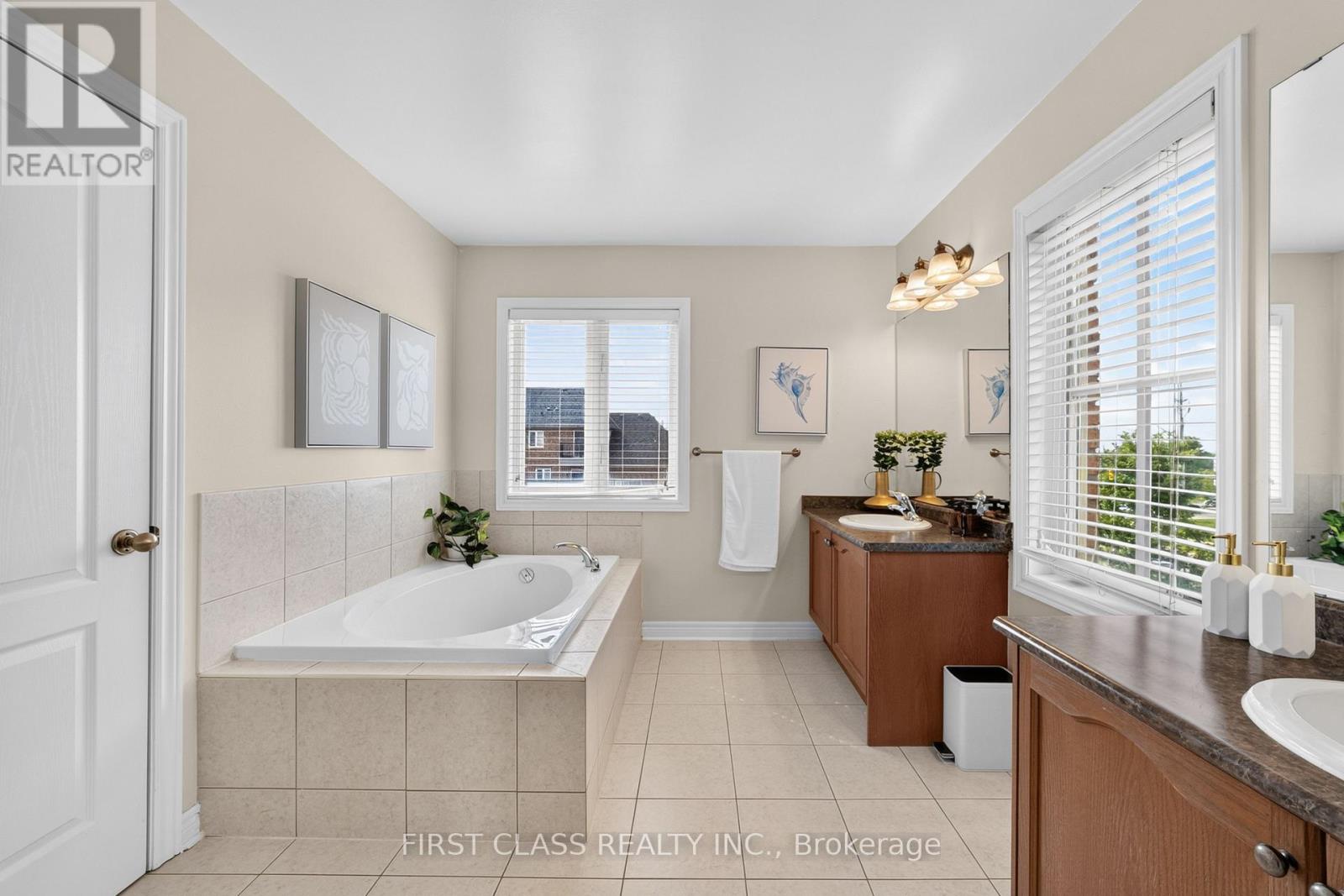 67 Walter Scott Crescent, Markham, Ontario  L6C 0E7 - Photo 27 - N13681364