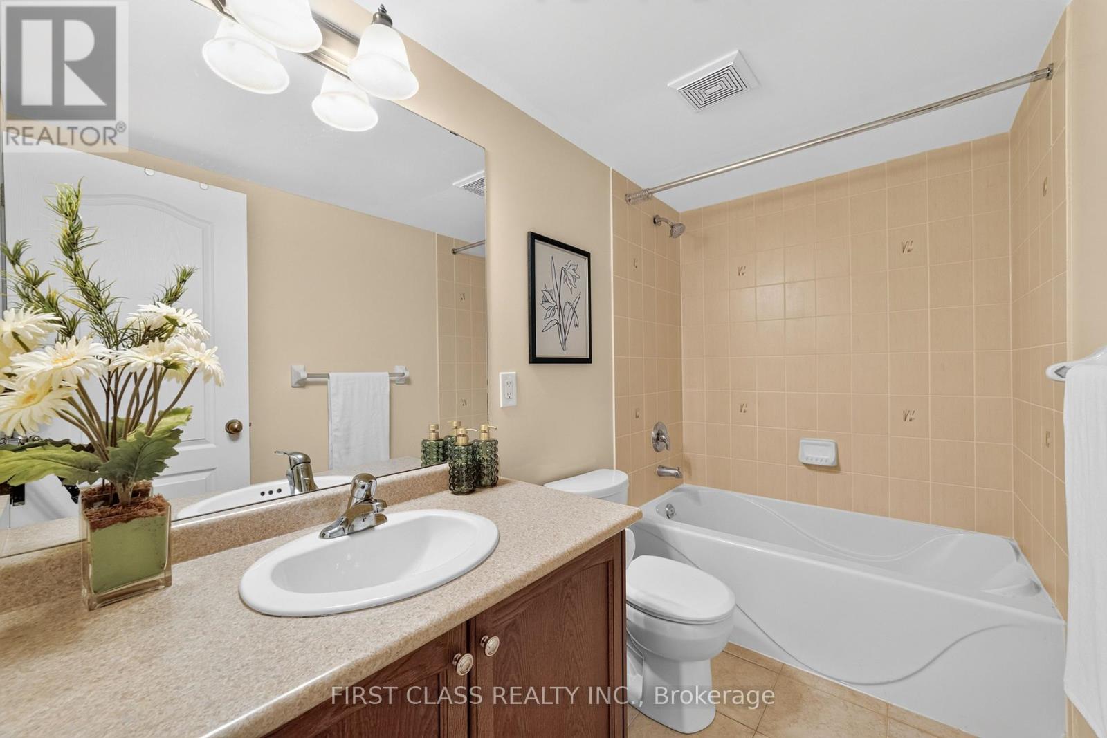 67 Walter Scott Crescent, Markham, Ontario  L6C 0E7 - Photo 6 - N13681364