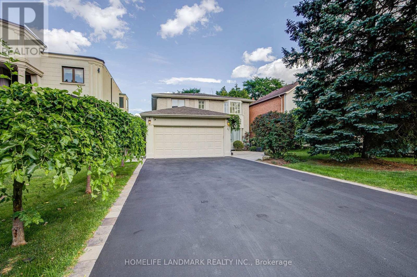 37 MAIMONIDES COURT, Vaughan, Ontario