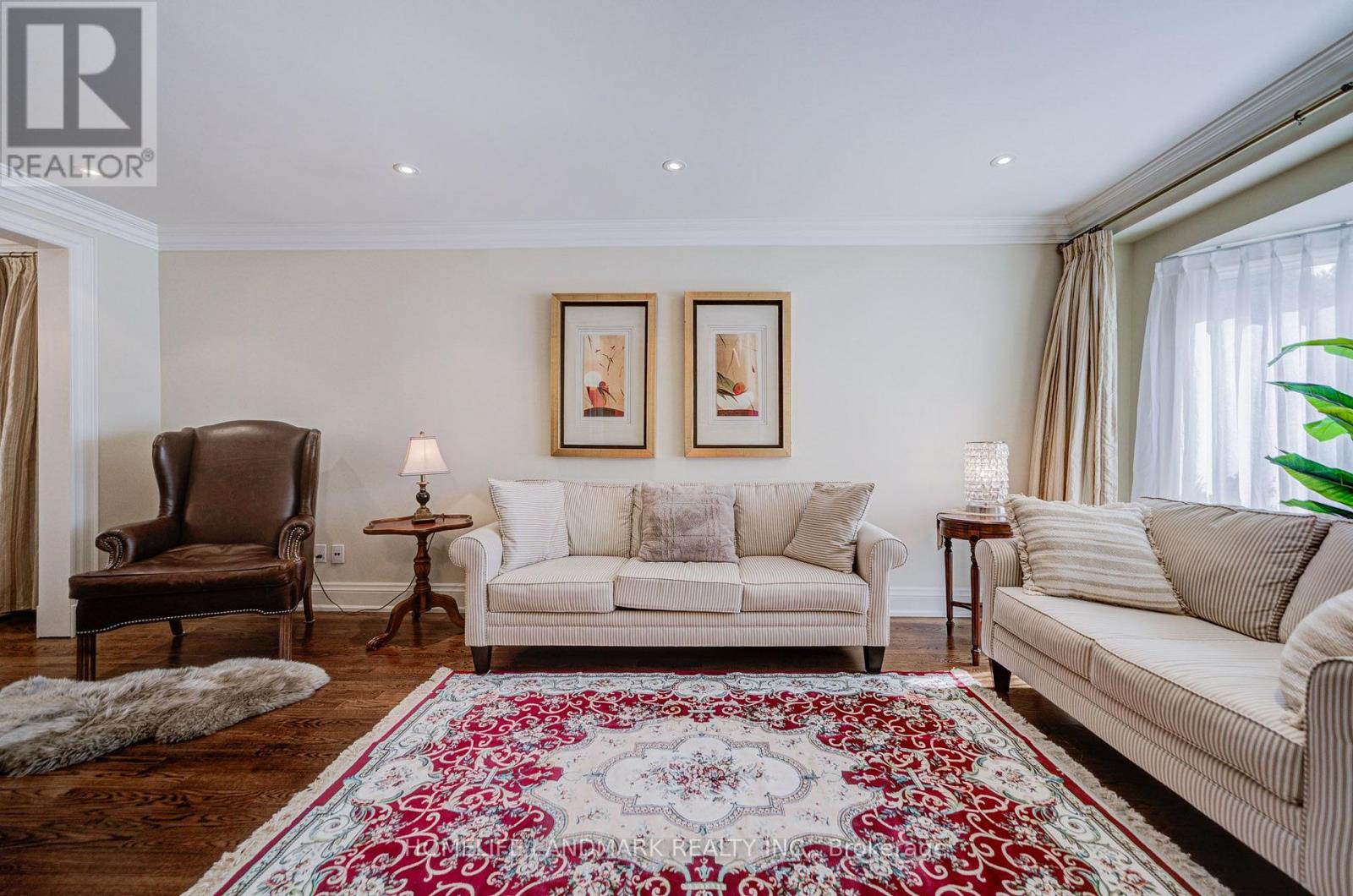 37 Maimonides Court, Vaughan, Ontario  L4J 4X8 - Photo 7 - N13681380