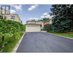 37 MAIMONIDES COURT, Vaughan, Ontario