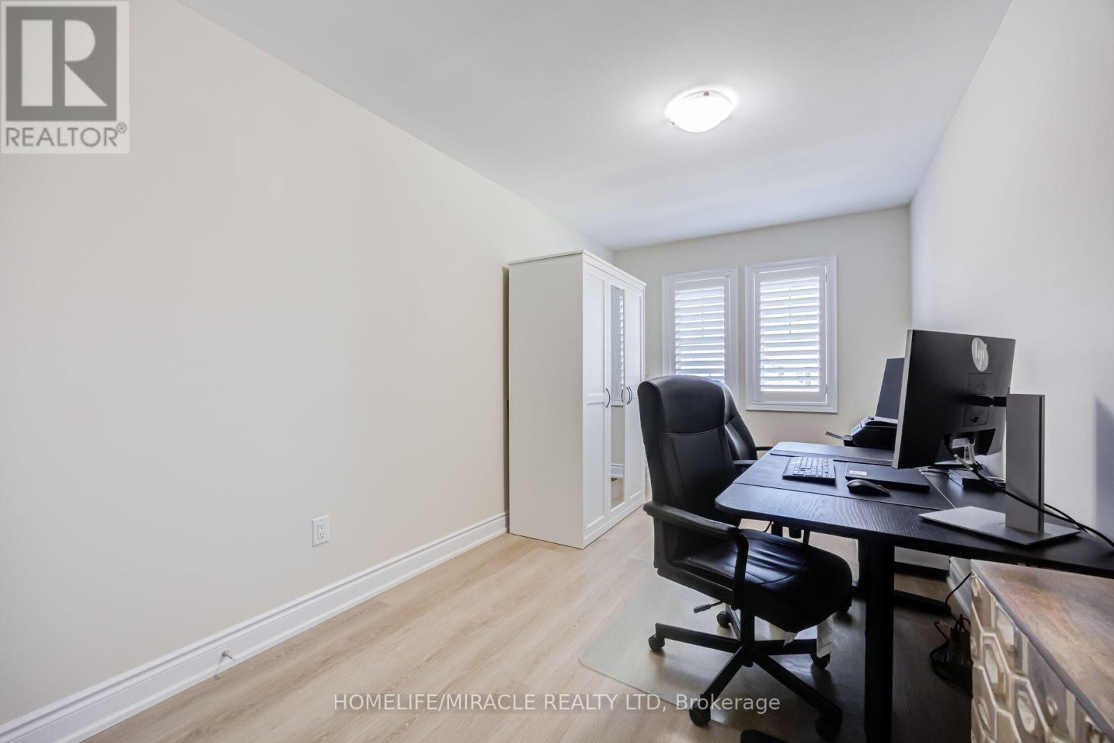 65 Lorne Thomas Place, New Tecumseth, Ontario  L9R 0V8 - Photo 30 - N13681388