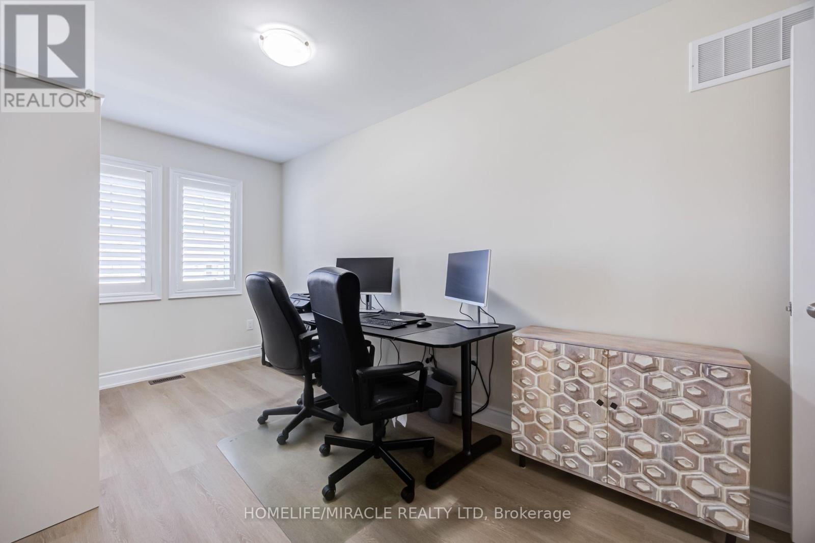 65 Lorne Thomas Place, New Tecumseth, Ontario  L9R 0V8 - Photo 31 - N13681388