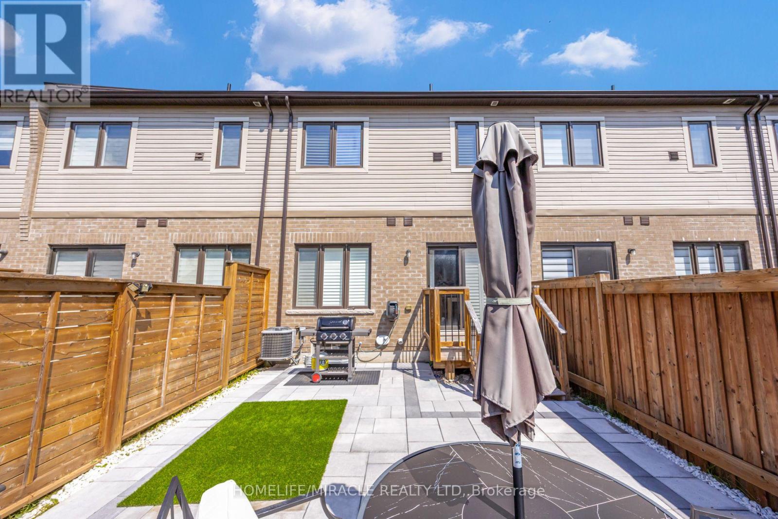 65 Lorne Thomas Place, New Tecumseth, Ontario  L9R 0V8 - Photo 50 - N13681388