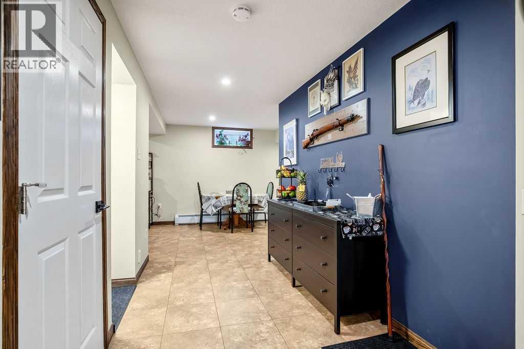 723 5 Avenue SW, High River, Alberta  T1V 1B9 - Photo 32 - A2316543