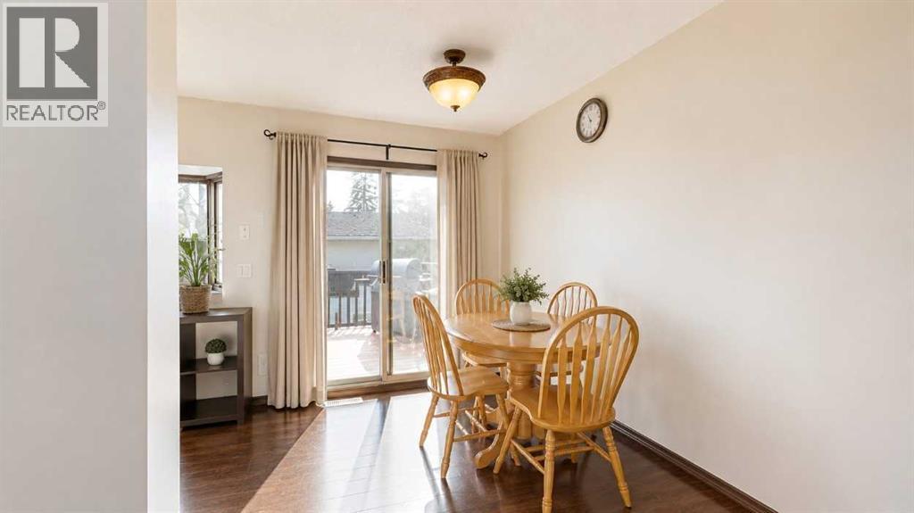 31 Penrith Place SE, Calgary, Alberta  T2A 2J1 - Photo 4 - A2336376