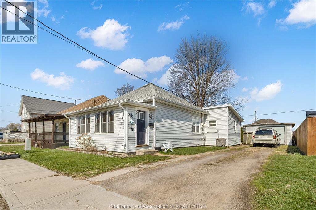 23 Degge Street, Chatham, Ontario  N7M 4X3 - Photo 1 - 26019836