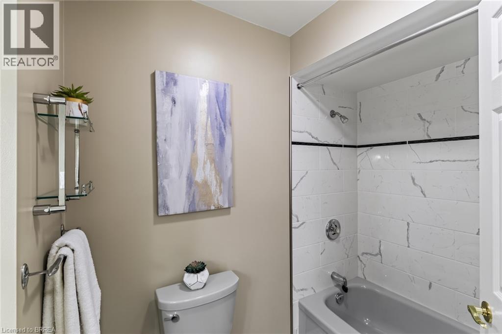 3 Harvey Court, Brantford, Ontario  N3R 7W6 - Photo 23 - 40852863