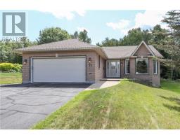 35 Bonnie Drive, Lively, Ontario