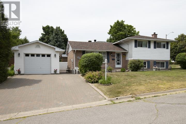 170 Laronde AVE, Sault Ste. Marie, Ontario