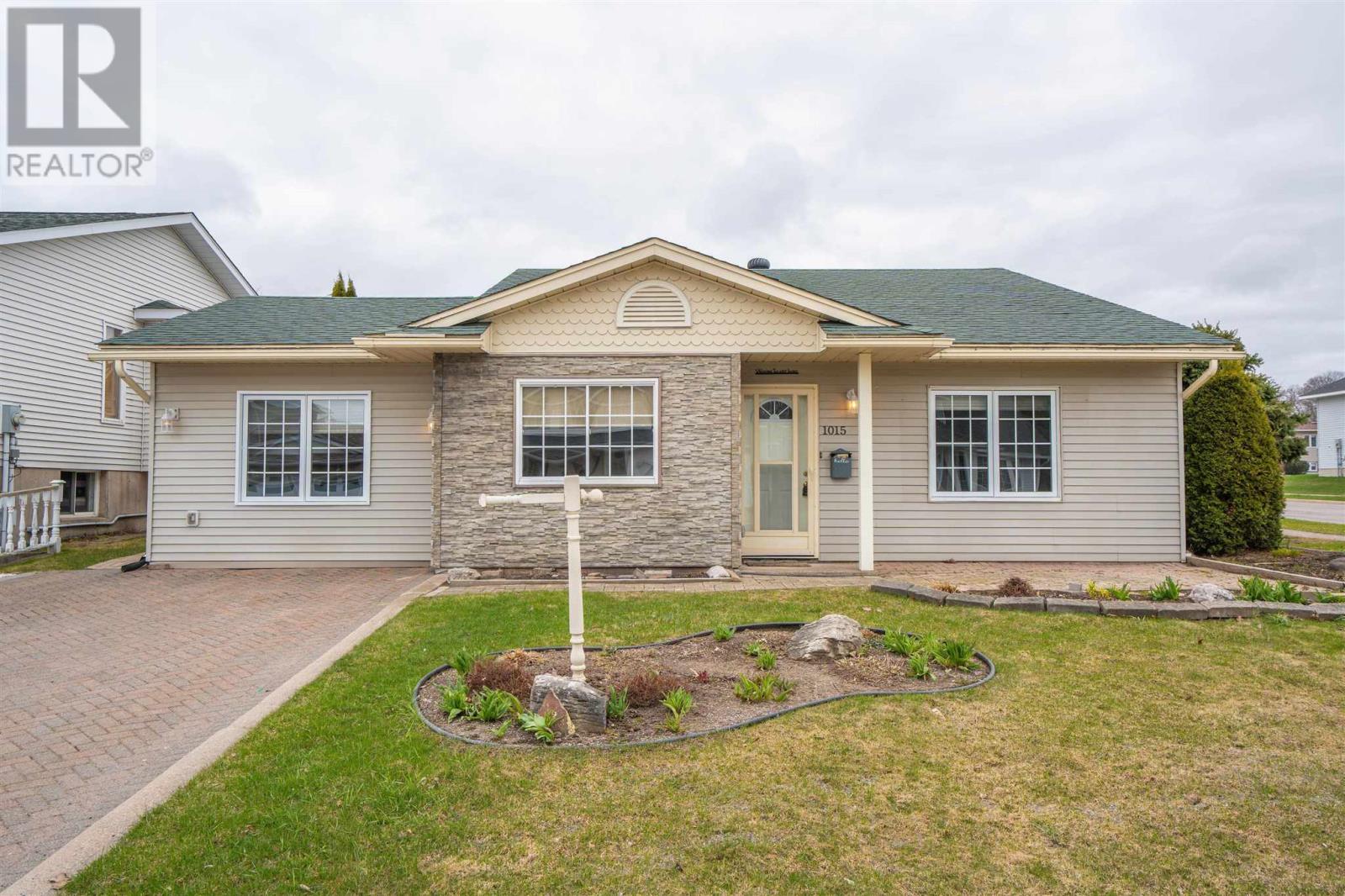 1015 Lake ST, Sault Ste. Marie, Ontario