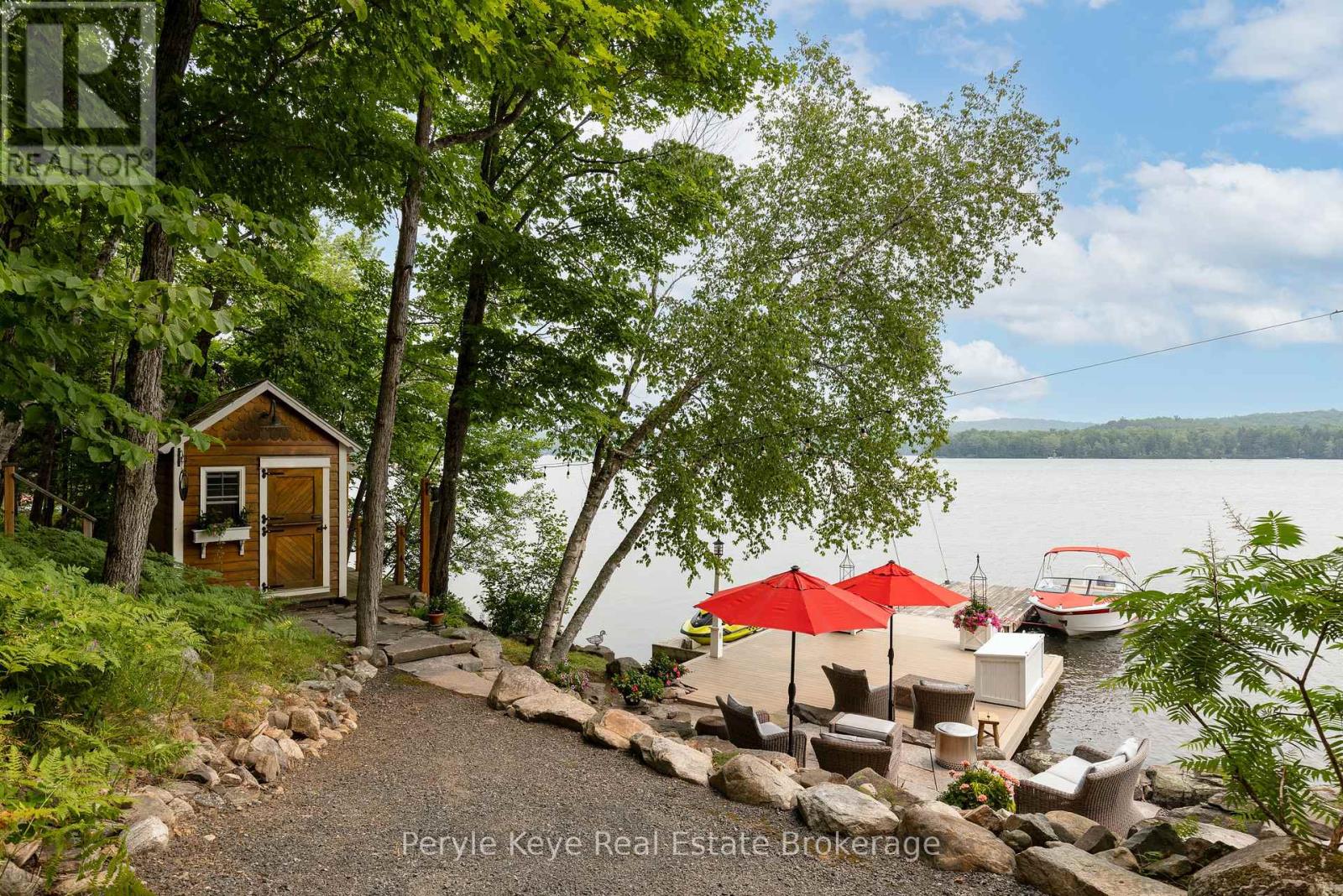 1159 Maplehurst Drive, Lake Of Bays (Franklin), Ontario  P1H 2J6 - Photo 1 - X13681450