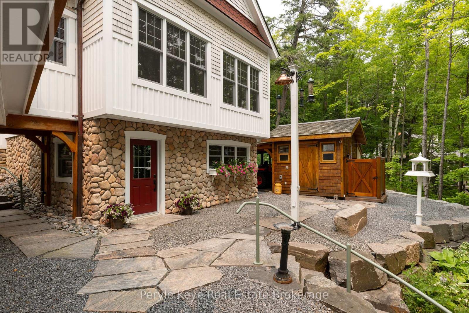 1159 Maplehurst Drive, Lake Of Bays (Franklin), Ontario  P1H 2J6 - Photo 40 - X13681450