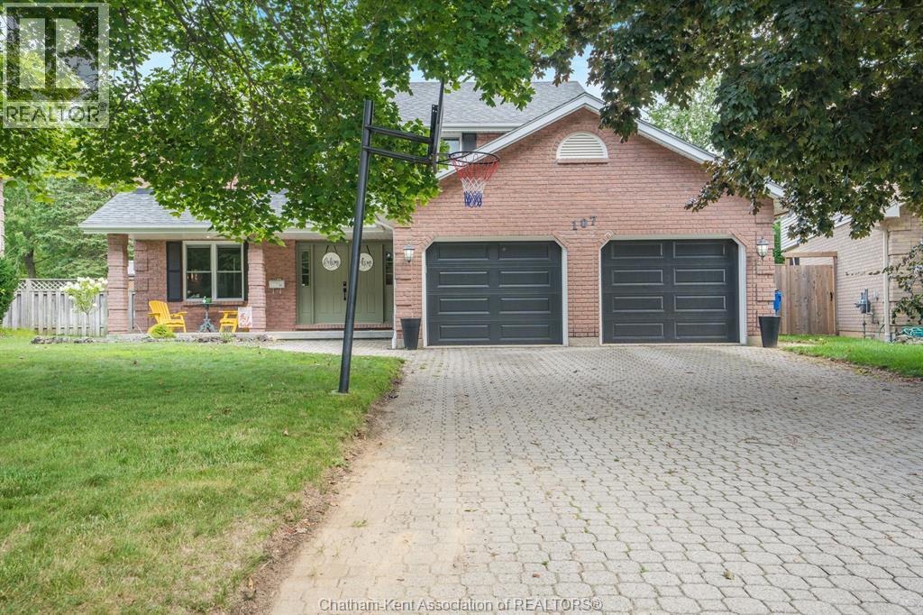 107 Norway Maple Drive, Chatham, Ontario  N7L 5E5 - Photo 2 - 26019909