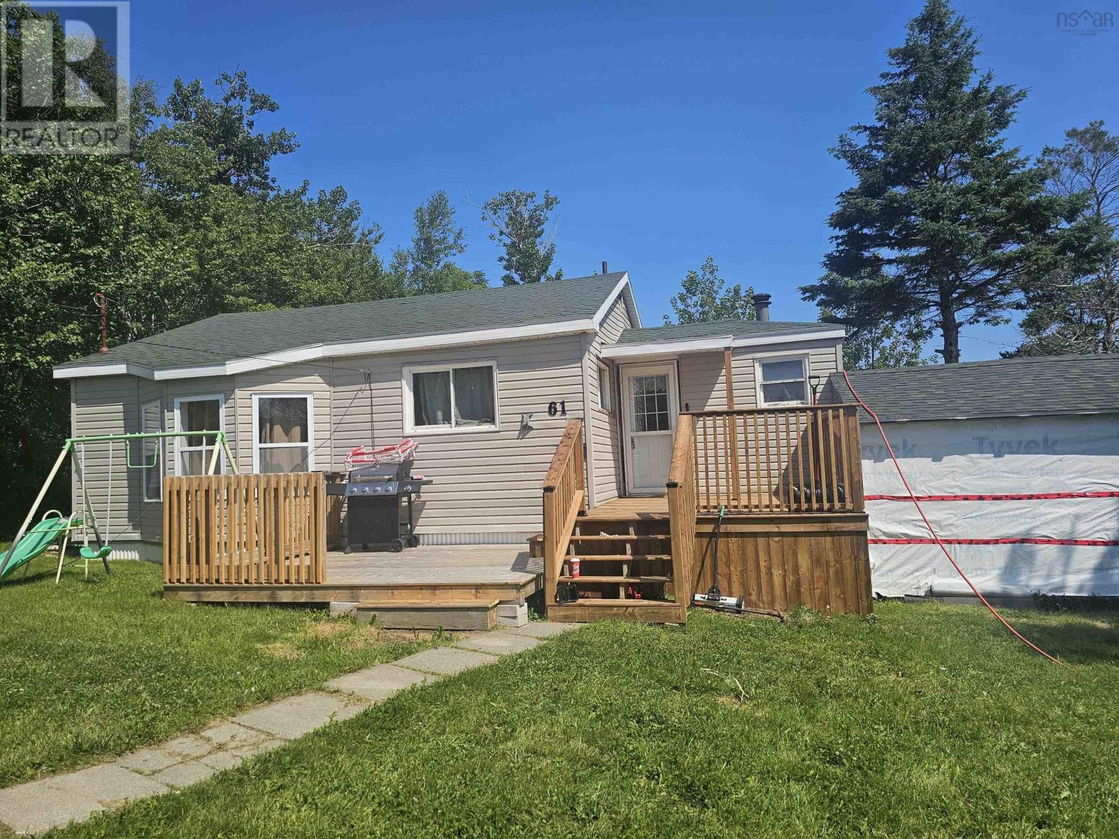 61 Dominion Street, Glace Bay, Nova Scotia  B1A 3M8 - Photo 14 - 202618654