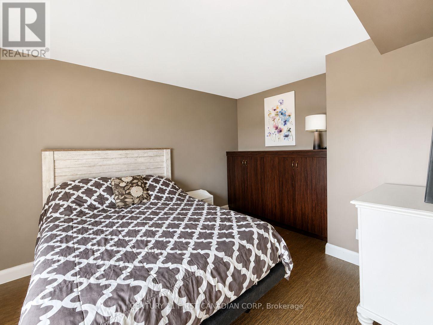 1308 - 155 Front Street N, Sarnia, Ontario  N7T 7V5 - Photo 22 - X13681480