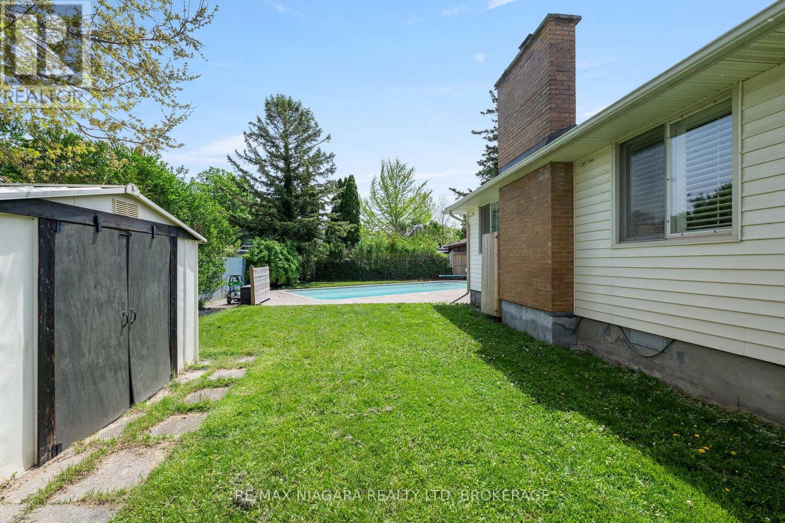 4 Mackie Street, St. Catharines, Ontario  L2N 5N5 - Photo 38 - X13169732