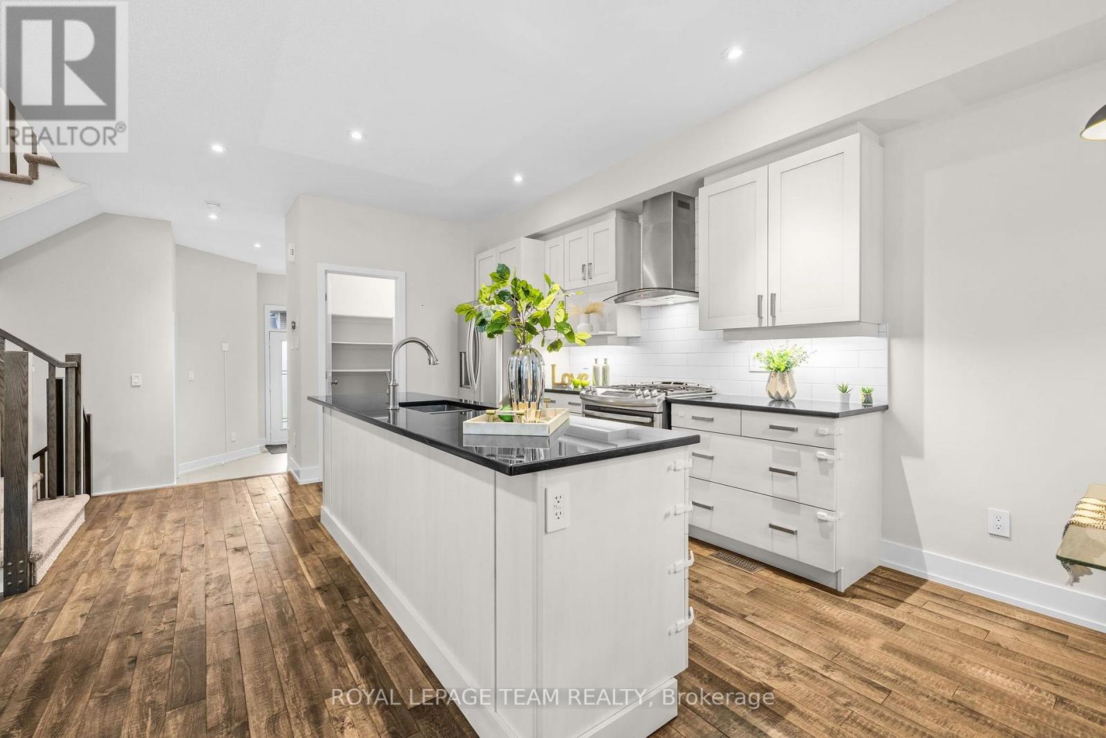 605 Tennant Way, Ottawa, Ontario  K4M 0C6 - Photo 6 - X13681482