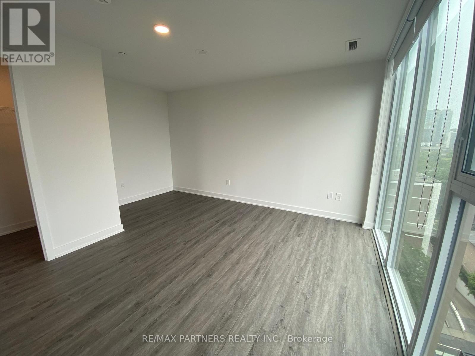 1001 - 1 Cardiff Road, Toronto, Ontario  M4P 0G2 - Photo 7 - C13681402