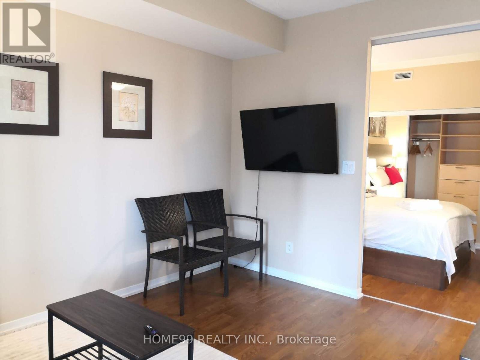 1404 - 65 Bremner Boulevard, Toronto, Ontario  M5J 0A7 - Photo 13 - C13681436