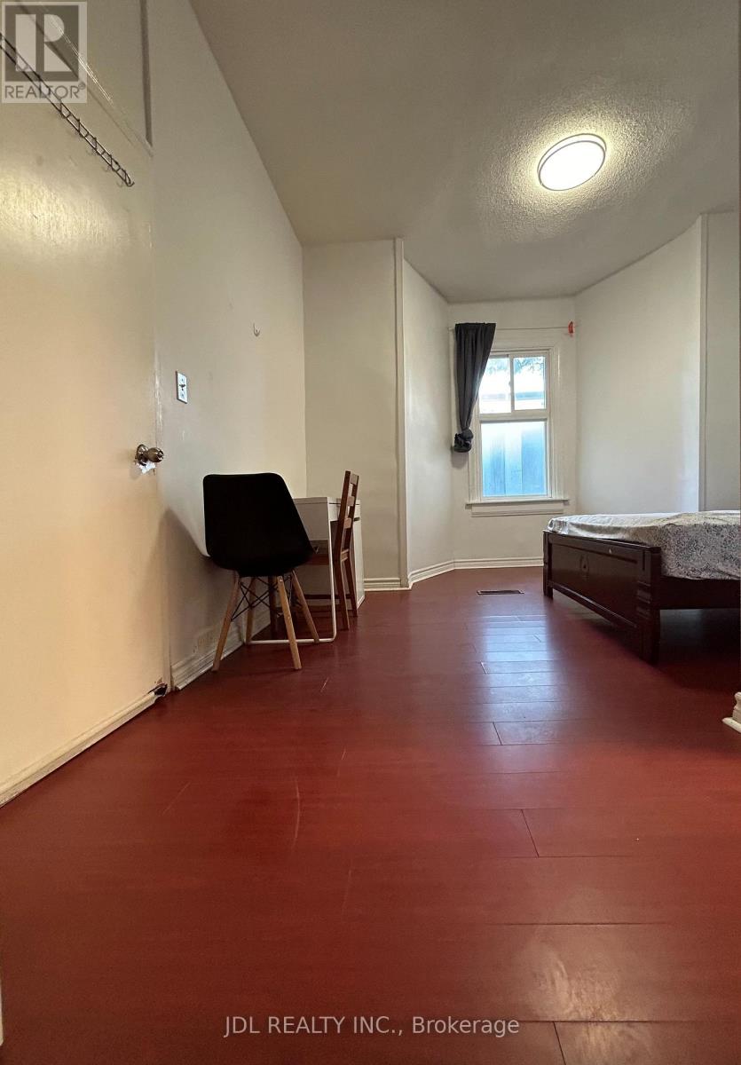 SUITE AA MAIN FLOOR - 4 FITZROY TERR TERRACE